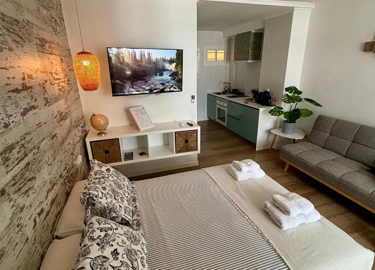 Ar Apartments - Central And Modern Apartment In Бенальмадена